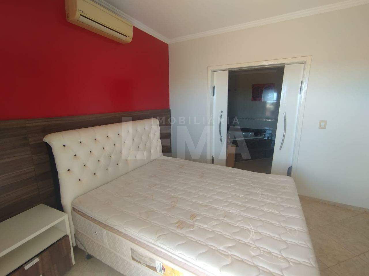 Casa para aluguel no Centro: 