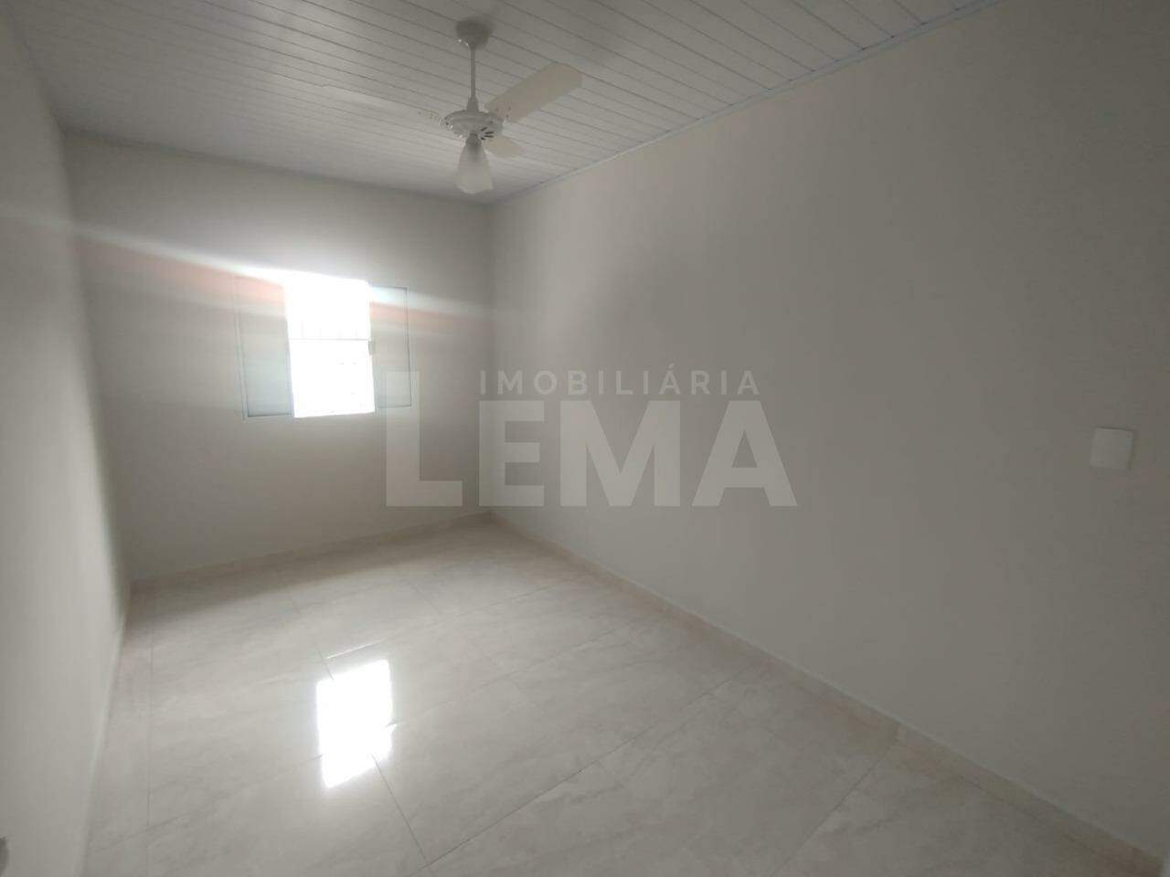 Casa para aluguel no Jardim Jussara: 