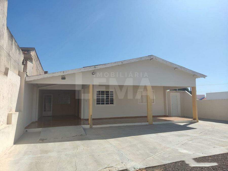 Casa para aluguel no Centro: 