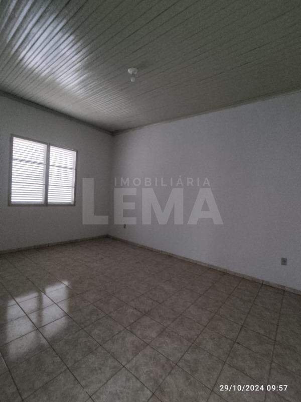 Casa para aluguel no Centro: 