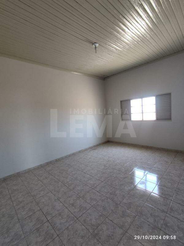 Casa para aluguel no Centro: 