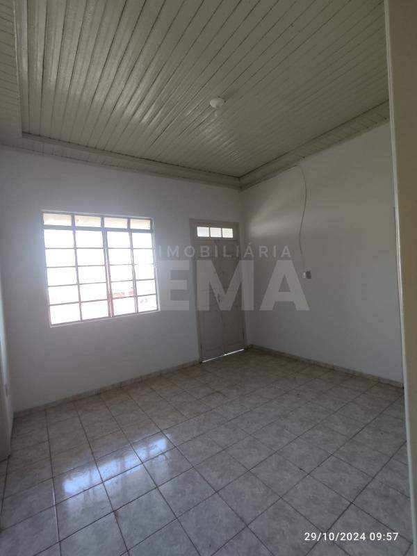 Casa para aluguel no Centro: 