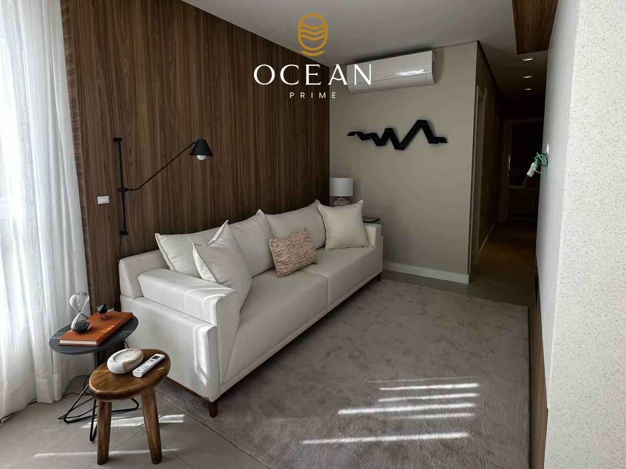 Apartamento à venda, 2 quartos, 2 suítes, 1 vaga, Centro - Balneário Camboriú/SC