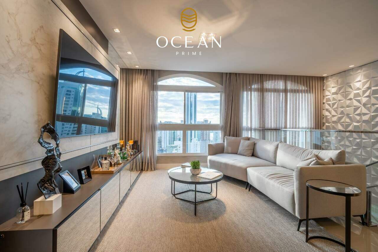 Apartamento no Edifício Hamptons Village em Balneário Camboriú à venda