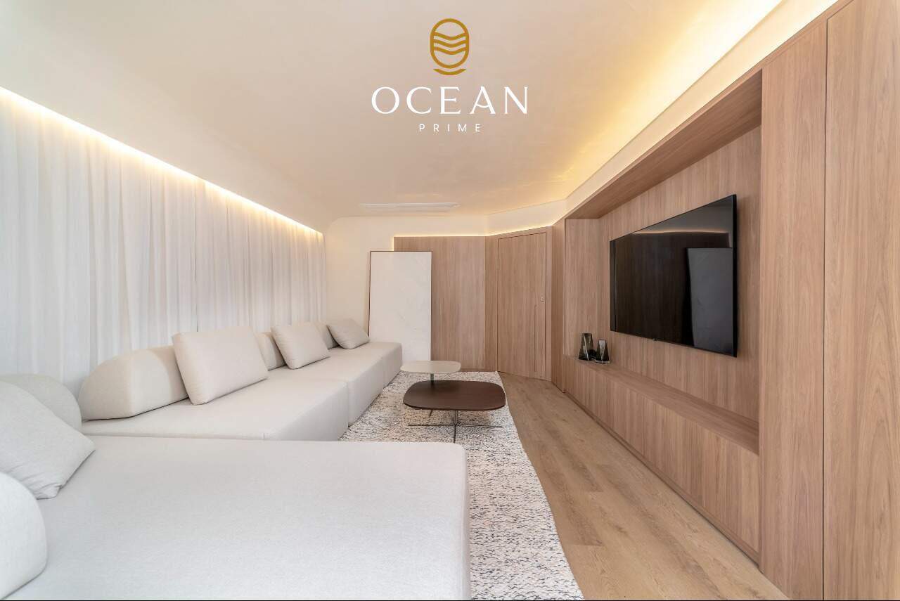 Cobertura Duplex de Luxo no Theiss Heim – Frente Mar na Barra Sul