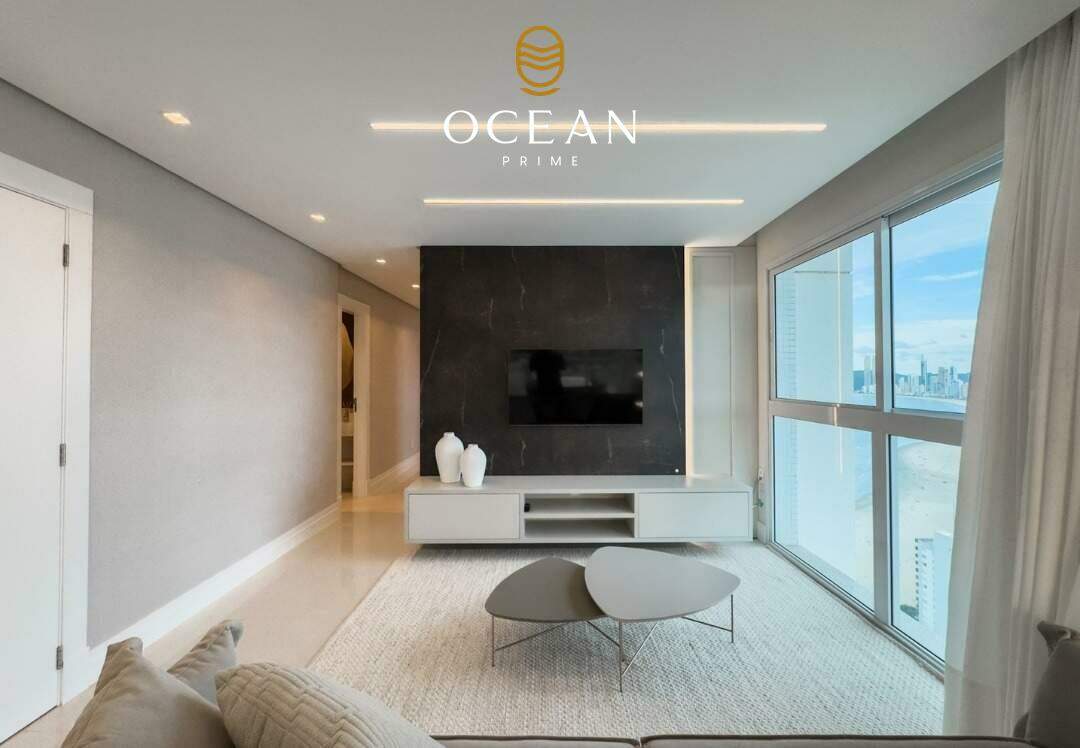 Apartamento à venda, 4 quartos, 2 suítes, 2 vagas, Centro - Balneário Camboriú/SC