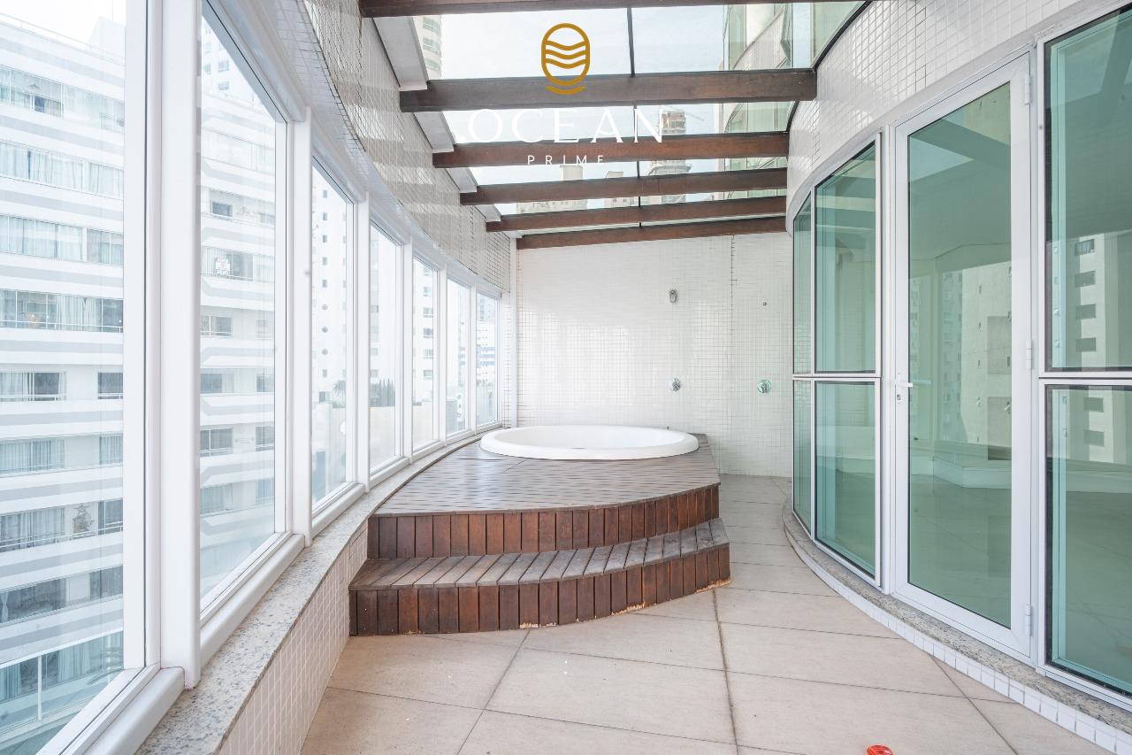 Apartamento à venda, 3 quartos, 3 suítes, 4 vagas, Barra Sul - Balneário Camboriú/SC