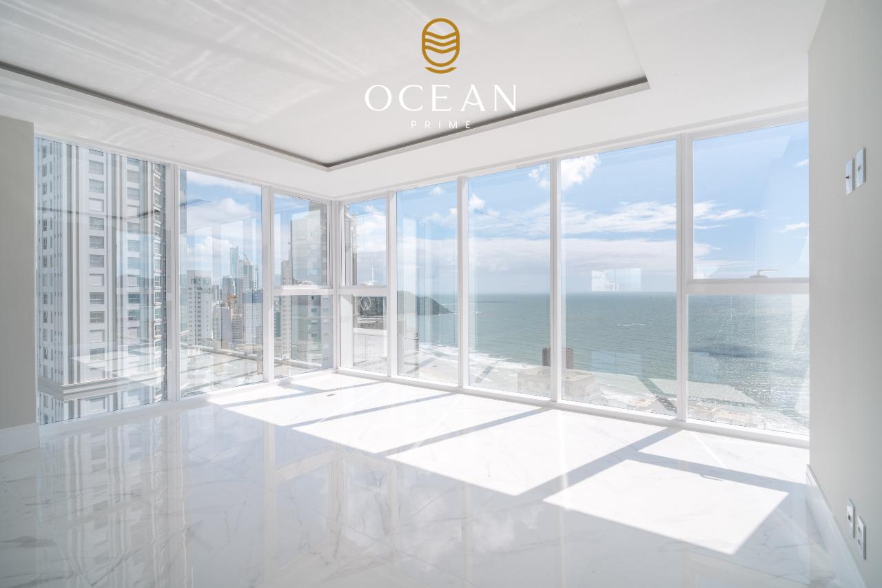 Edifício Grand Place Tower em Balneário Camboriú