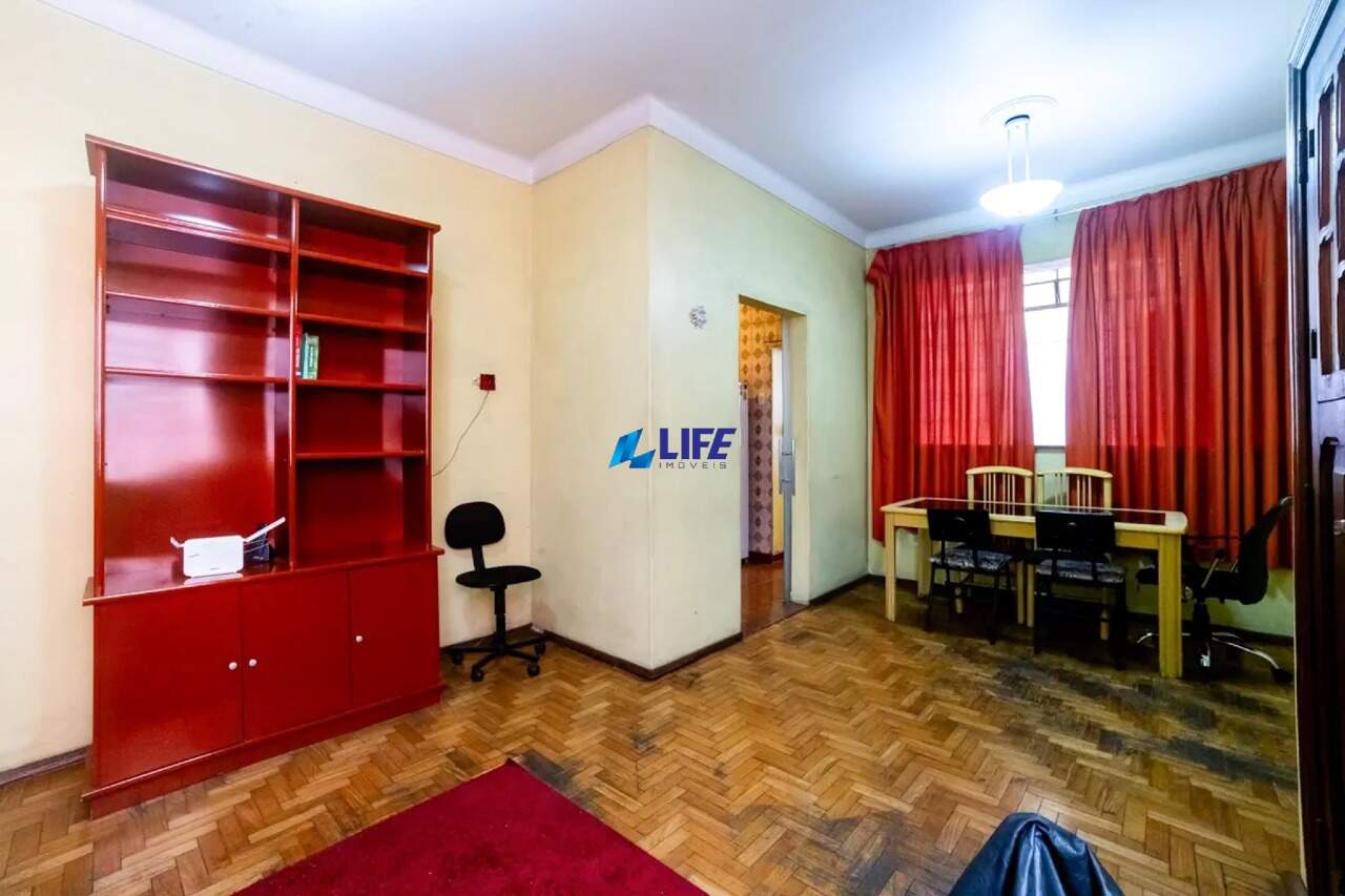 Apartamento à venda no Lourdes: 