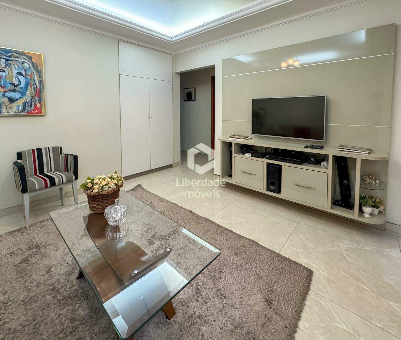 Casa geminada à venda, 3 quartos no Caiçara.: 