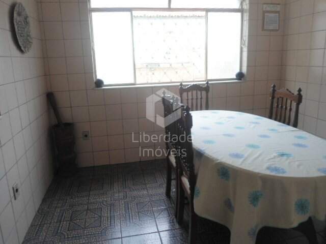 Casa à venda, 6 quartos no Caiçara.: NULL