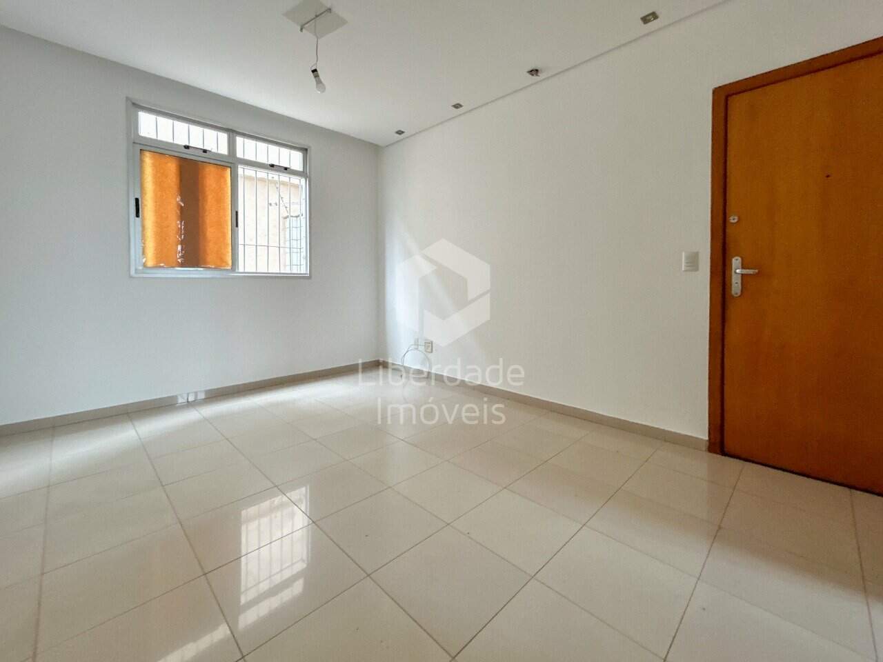 Apartamento para aluguel, 3 quartos no Caiçara.: 