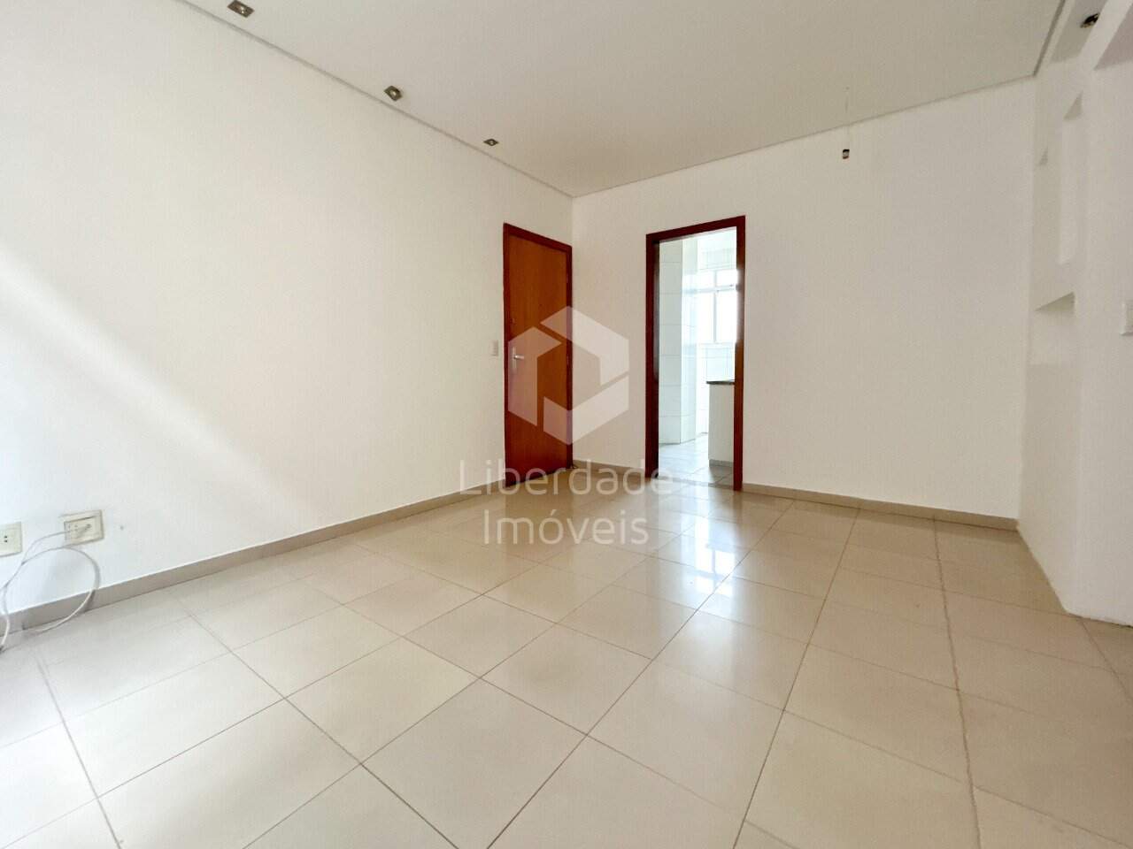 Apartamento para aluguel, 3 quartos no Caiçara.: 