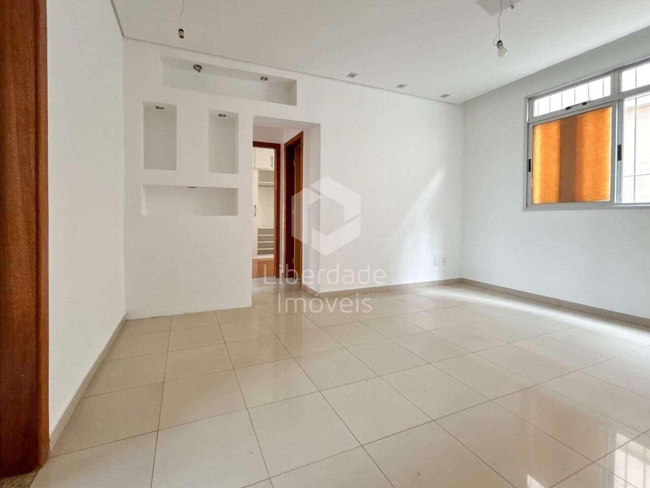 Apartamento para aluguel, 3 quartos no Caiçara.: 
