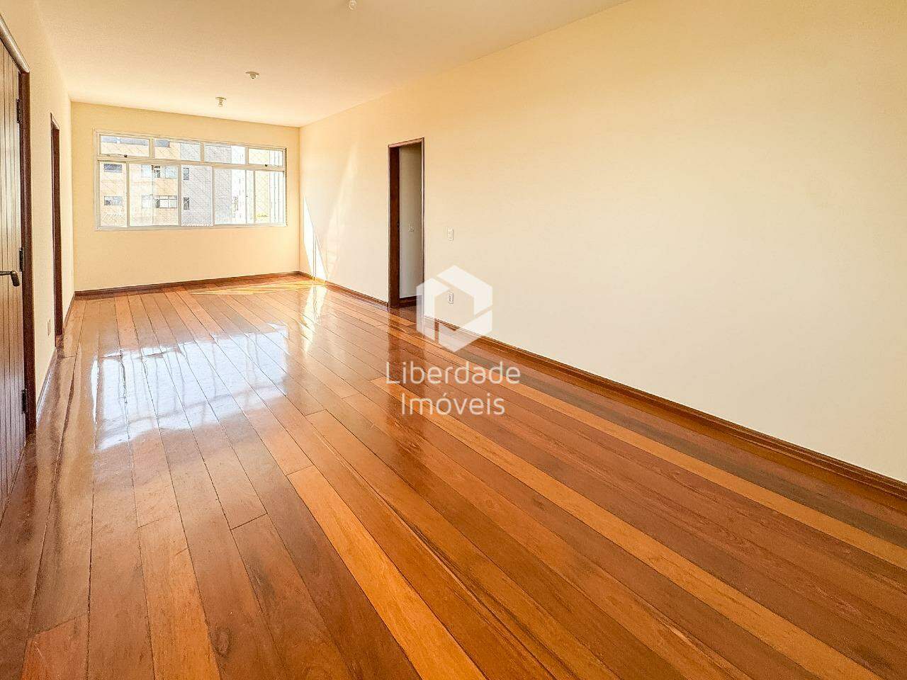 Apartamento à venda, 4 quartos no Caiçara.: 