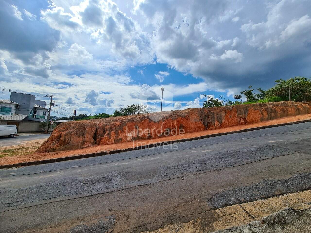 Lote à venda, no Arvoredo II.: 