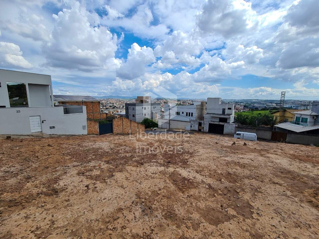 Lote à venda, no Arvoredo II.: 
