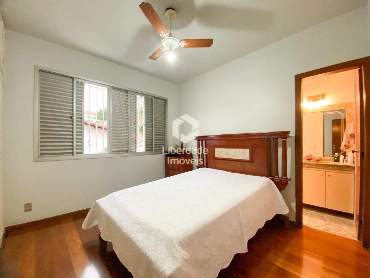 Apartamento à venda, 3 quartos no Caiçara.: 