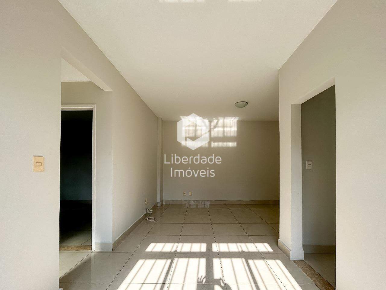 Apartamento para aluguel, 2 quartos no Carlos Prates.: 