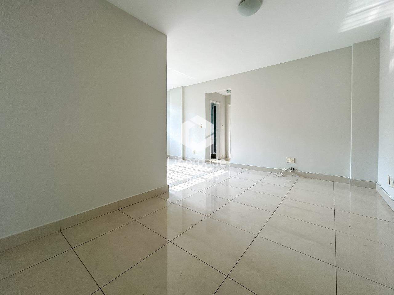 Apartamento para aluguel, 2 quartos no Carlos Prates.: 