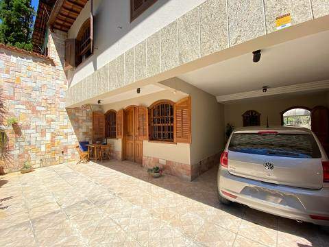 Casa à venda, 4 quartos no Caiçara.: NULL