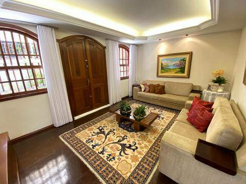Casa à venda, 4 quartos no Caiçara.: NULL