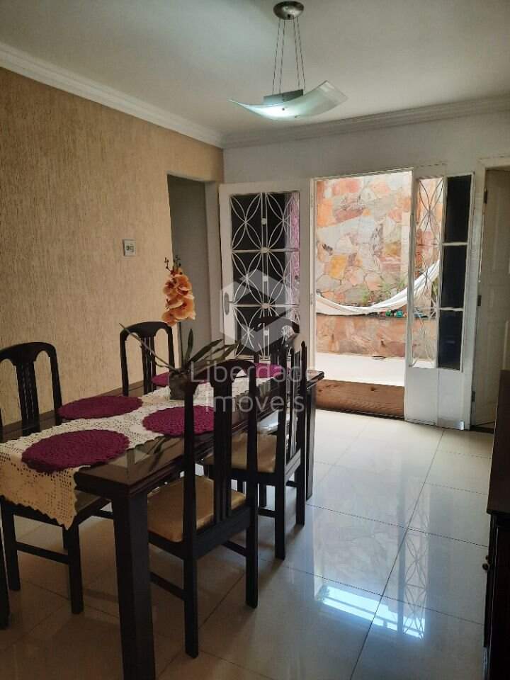 Casa à venda, 3 quartos no Caiçara.: NULL