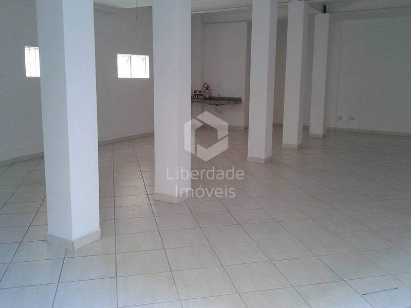 Loja à venda, no Caiçara.: NULL