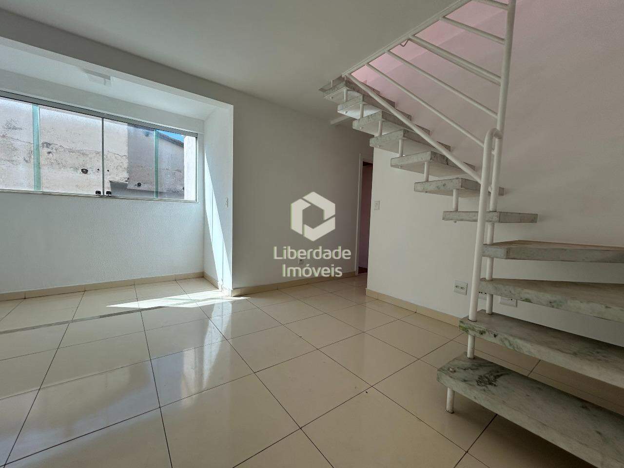 Cobertura para aluguel, 2 quartos no Caiçara.: 