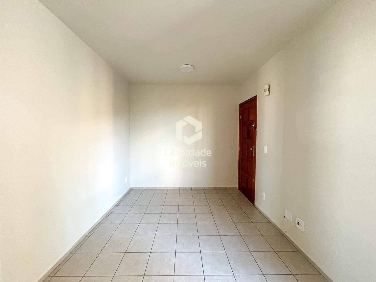 Apartamento para aluguel, 2 quartos no Graça.: 