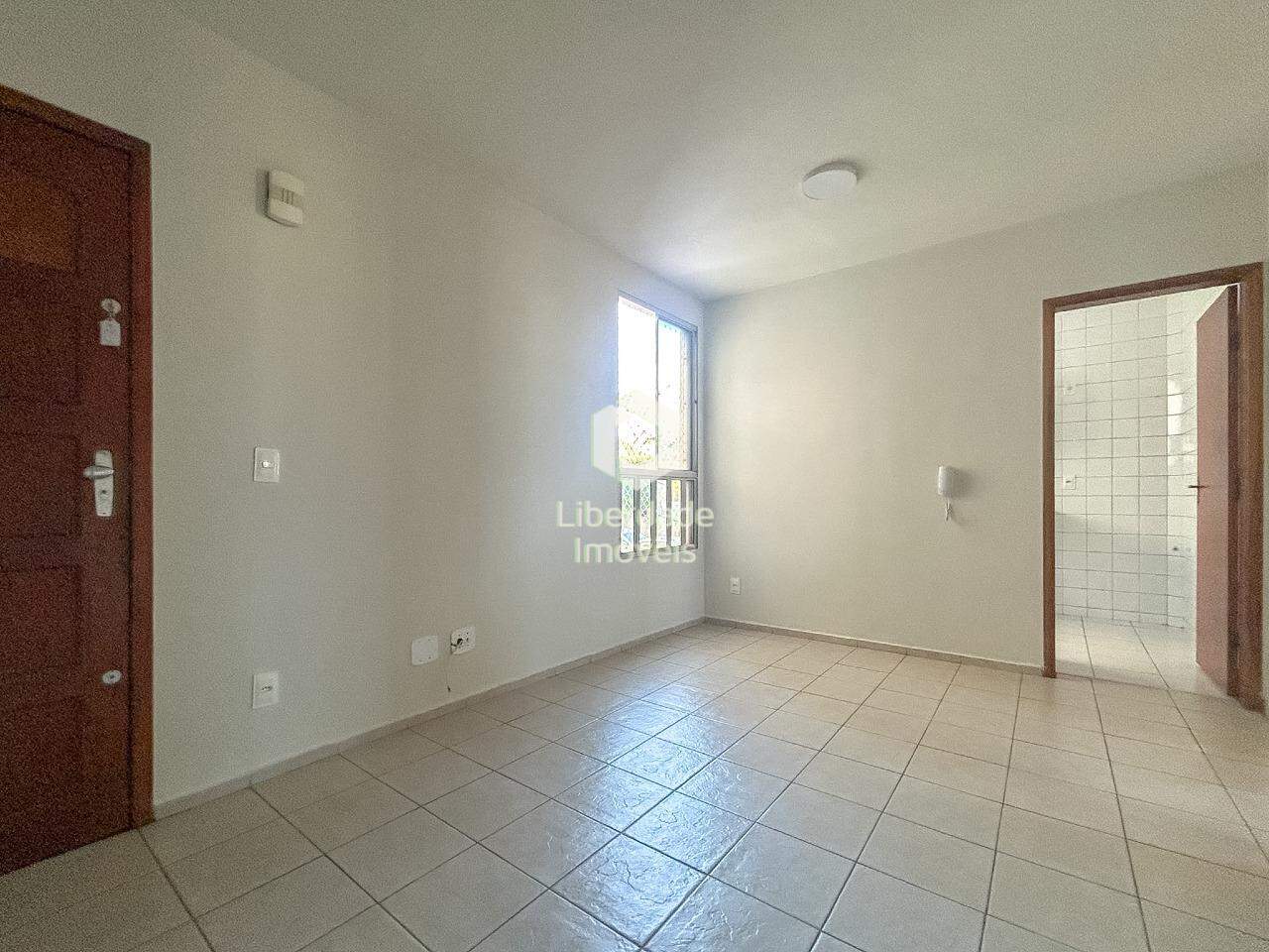 Apartamento para aluguel, 2 quartos no Graça.: 