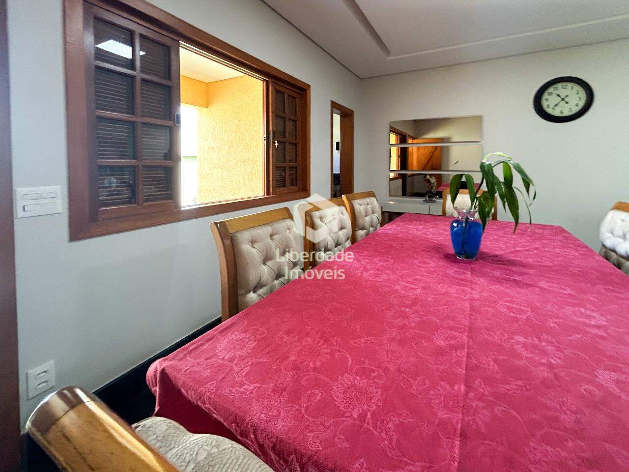Casa à venda, 3 quartos no Caiçara.: 