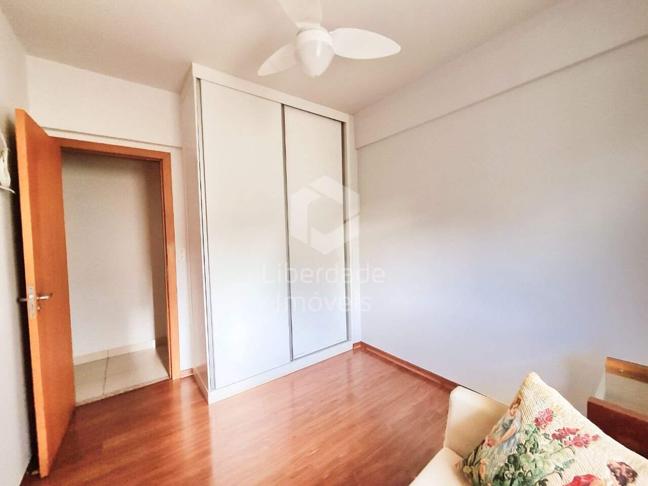 Apartamento com área privativa à venda, 4 quartos no Caiçara.: NULL