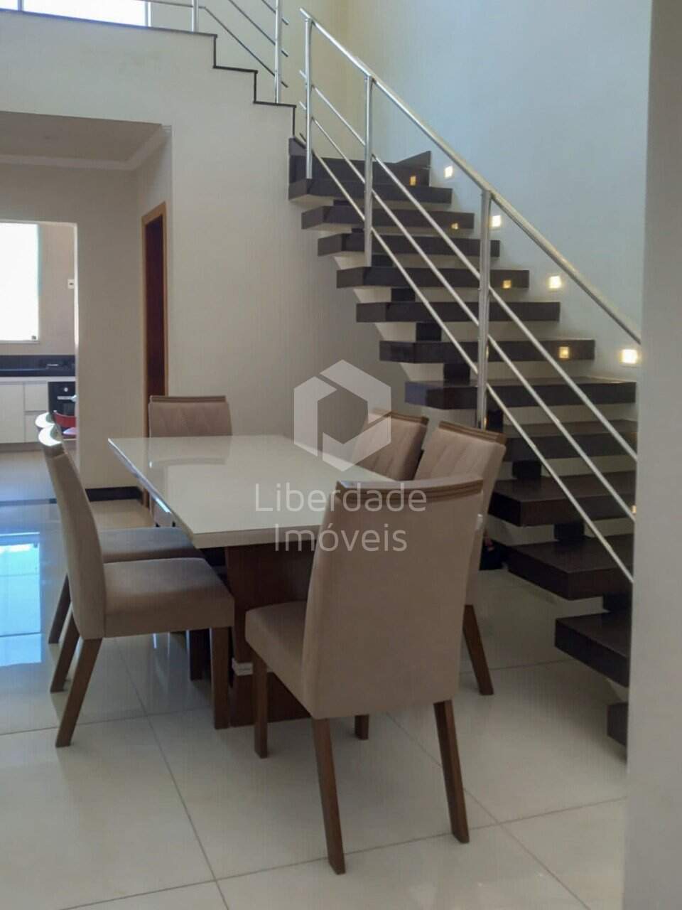 Casa à venda, 3 quartos no Caiçara.: 
