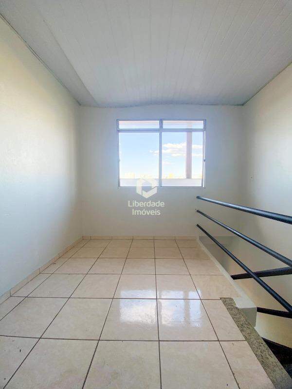 Cobertura à venda, 3 quartos no Santa Cruz.: 