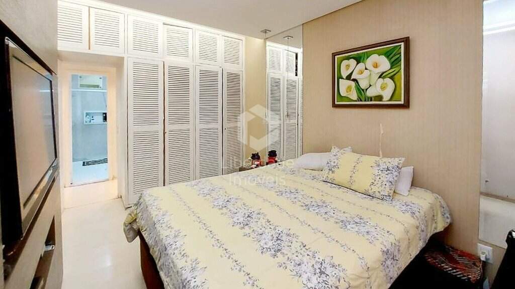 Casa à venda, 5 quartos no Itapoã.: 