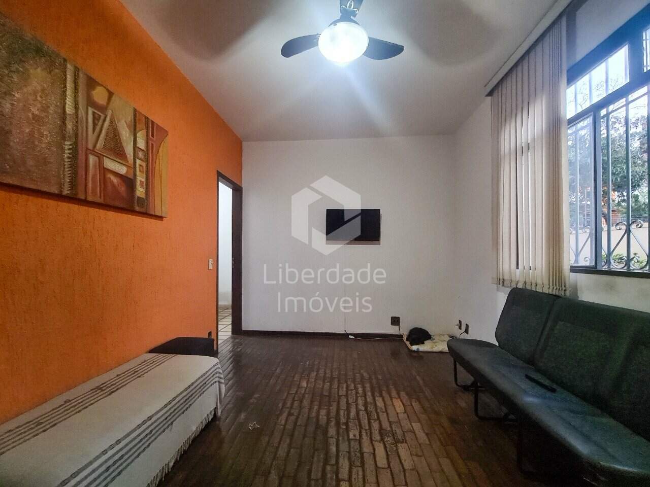 https://cdn.imoview.com.br/liberdadeimoveis/Imoveis/4470/if9yyq6761_49256495921ec143e.jpg?1718956292