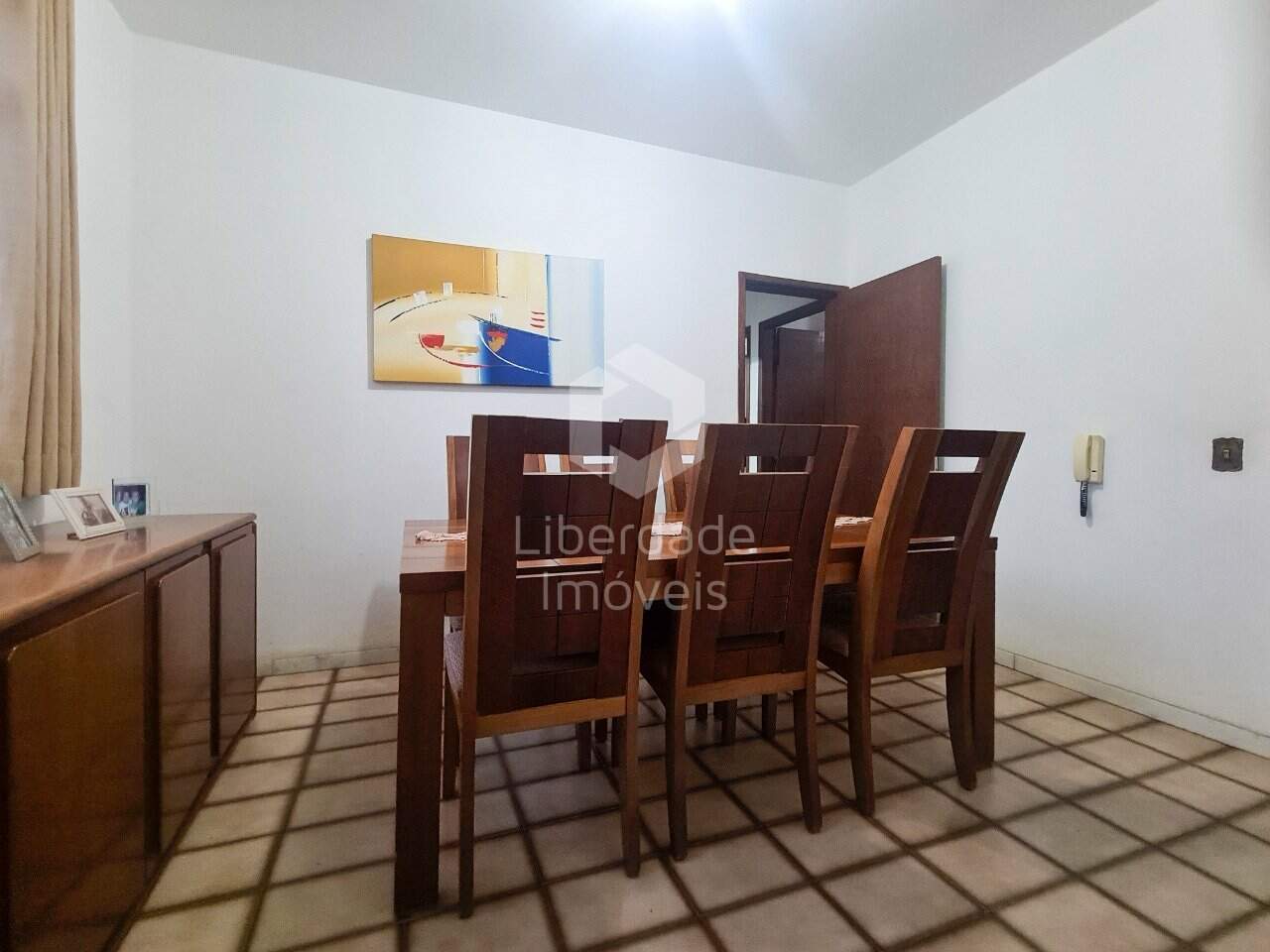 https://cdn.imoview.com.br/liberdadeimoveis/Imoveis/4470/if9yyq6761_49256495923c82296.jpg?1718956292