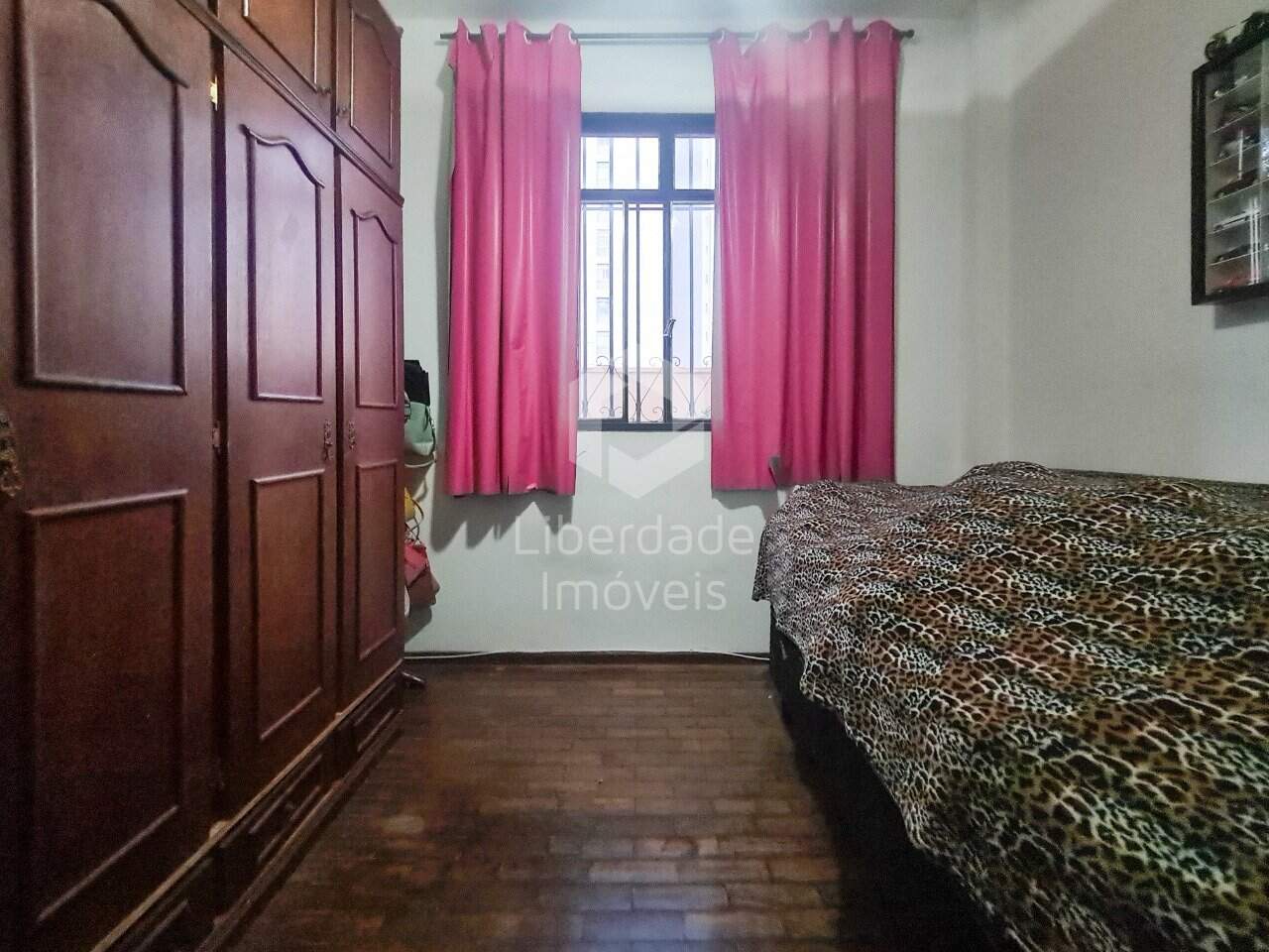 https://cdn.imoview.com.br/liberdadeimoveis/Imoveis/4470/if9yyq6761_492564959262cd114.jpg?1718956292