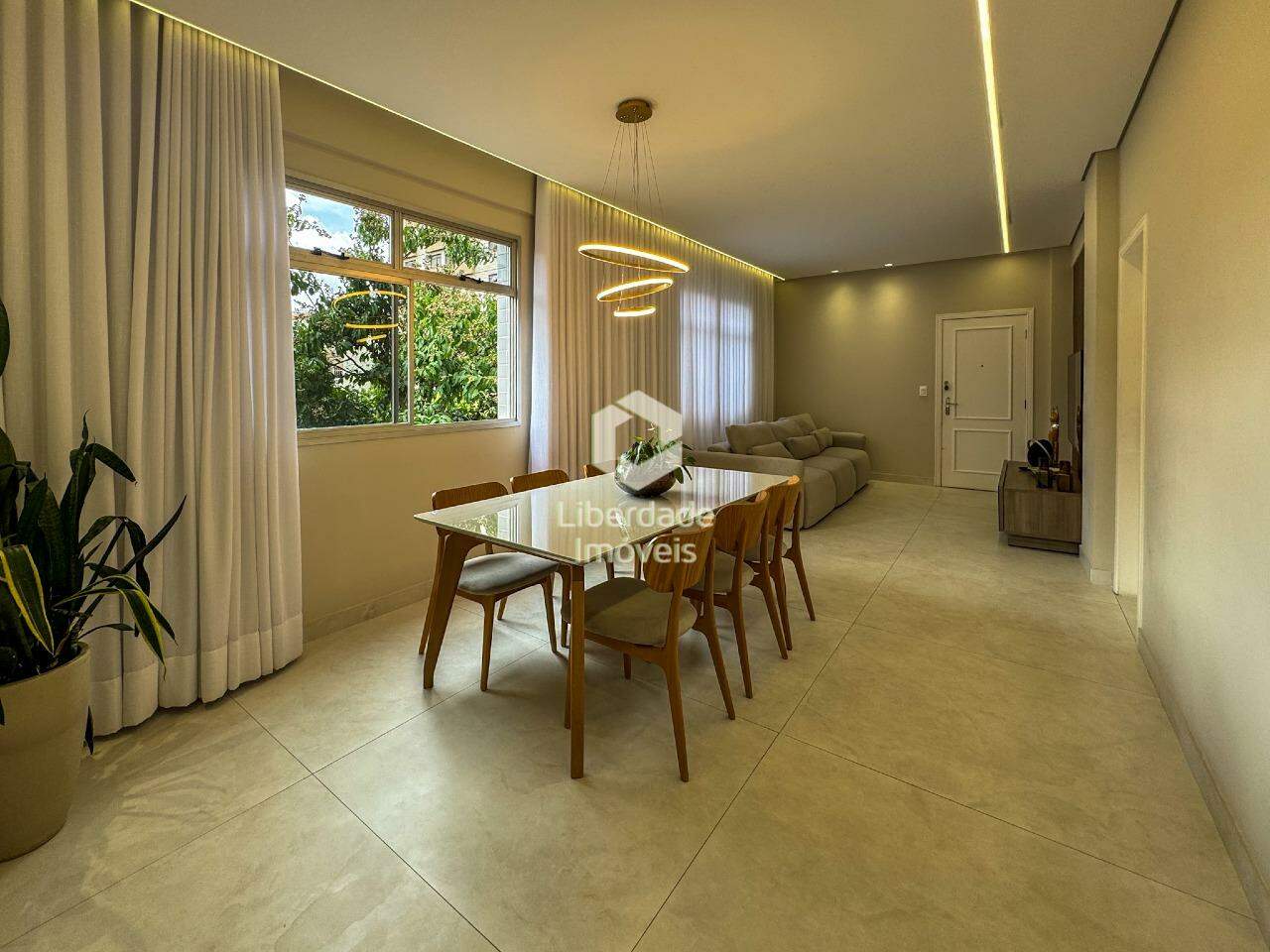 Apartamento à venda, 4 quartos no Caiçara.: 