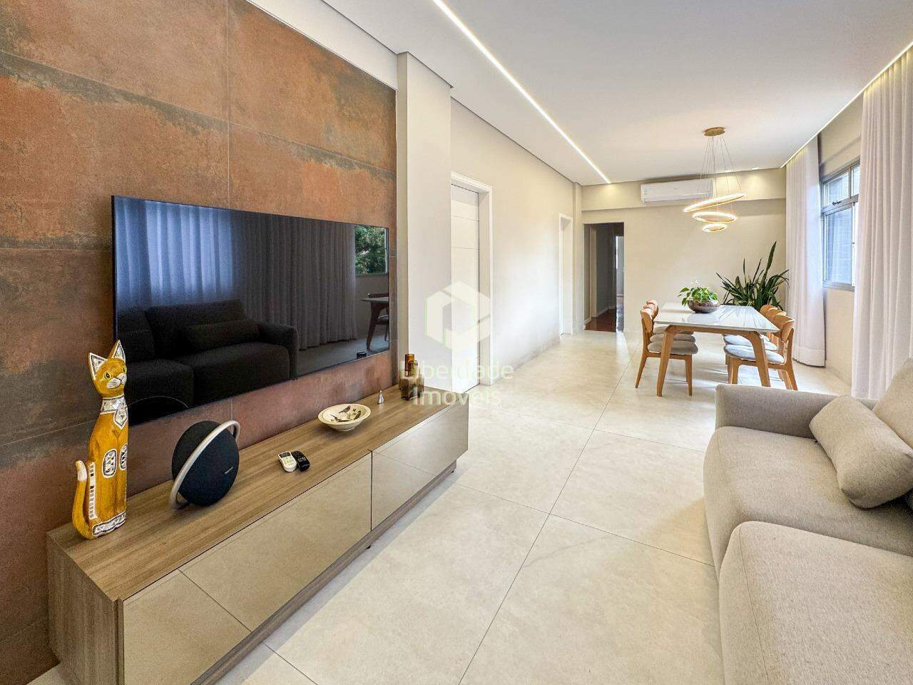 Apartamento à venda, 4 quartos no Caiçara.: 