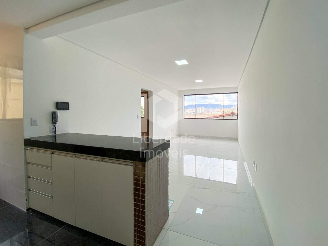 Apartamento para aluguel, 2 quartos no Caiçara.: 