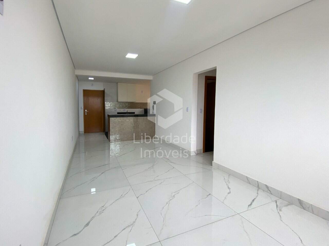 Apartamento para aluguel, 2 quartos no Caiçara.: 