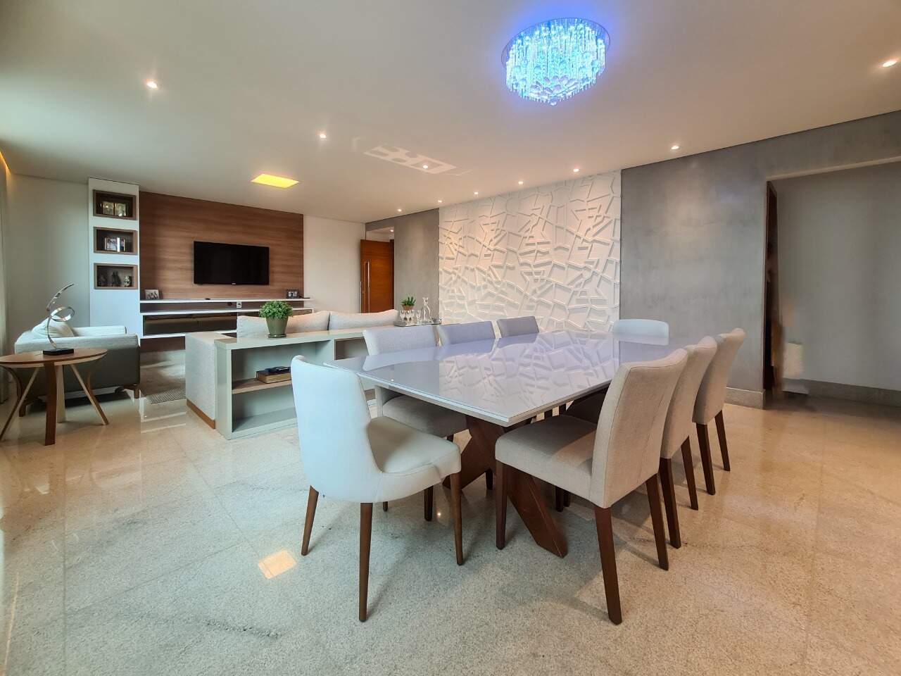 Apartamento à venda, 4 quartos no Caiçara.: 
