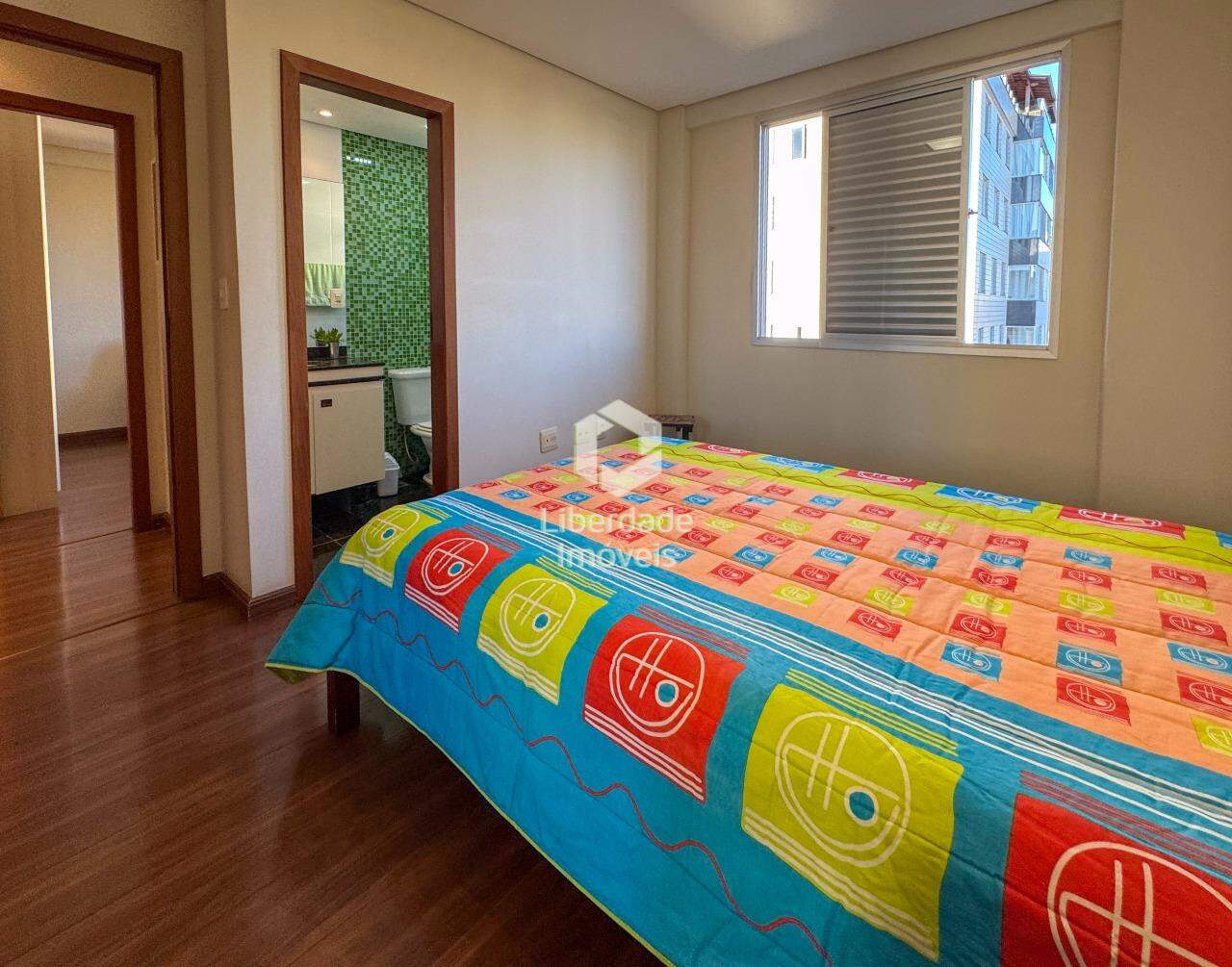 Cobertura à venda, 4 quartos no Padre Eustáquio.: 