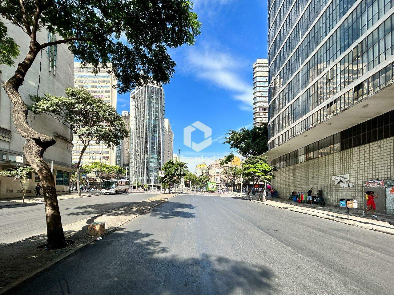 Sala para aluguel, no Centro.: 