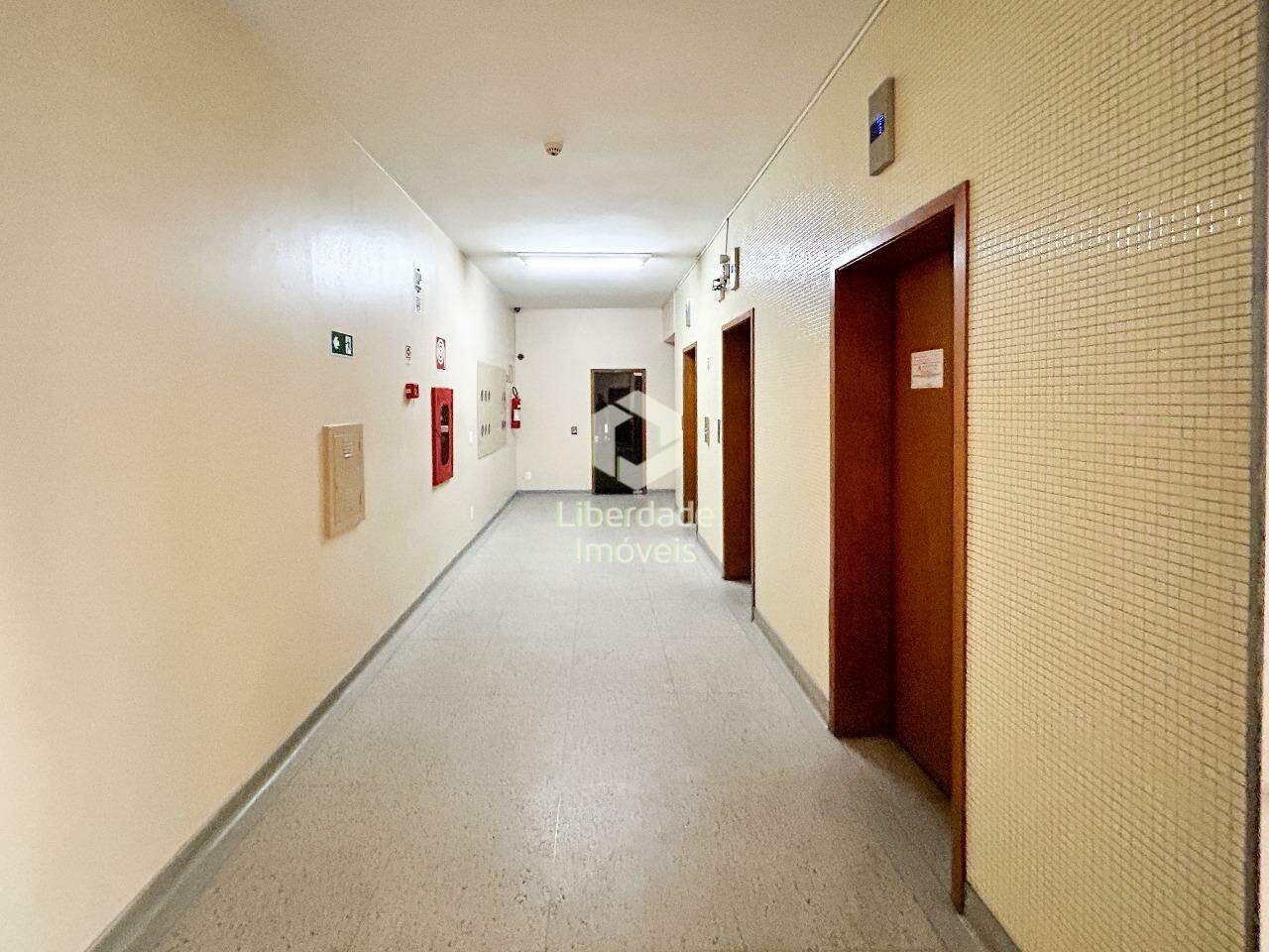 Sala para aluguel, no Centro.: 