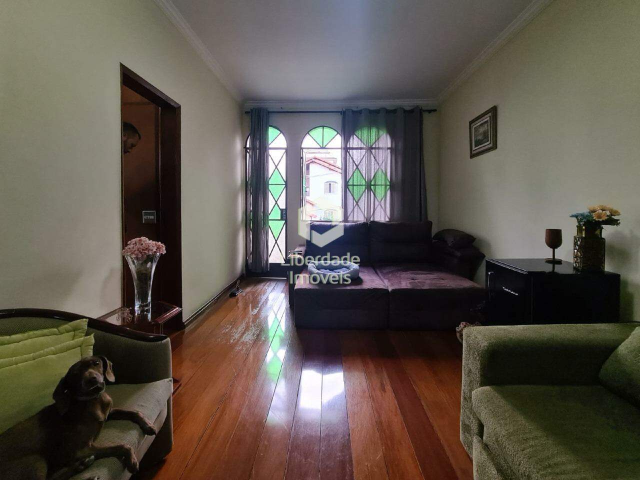 Casa à venda, 4 quartos no Caiçara.: 
