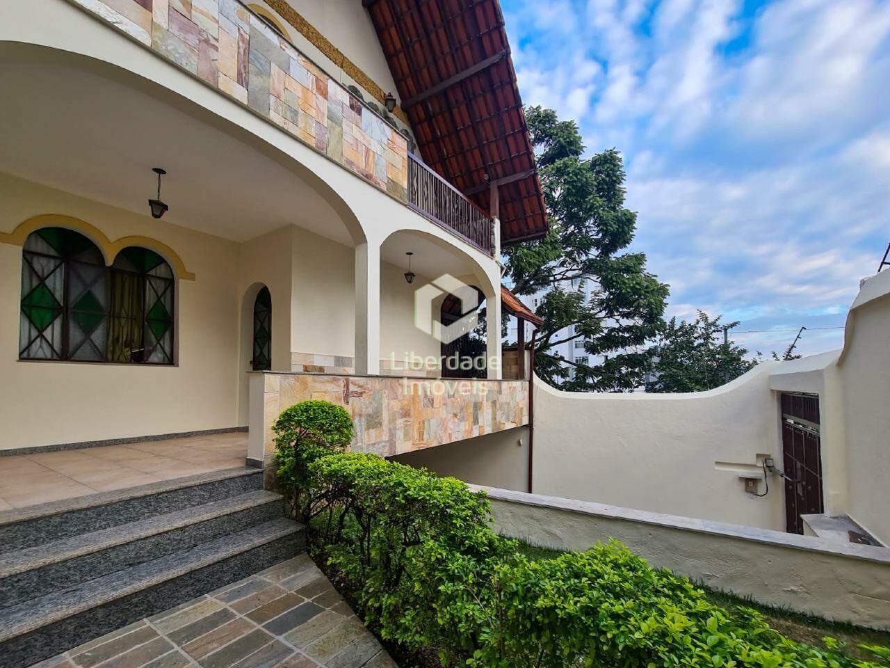 Casa à venda, 4 quartos no Caiçara.: 