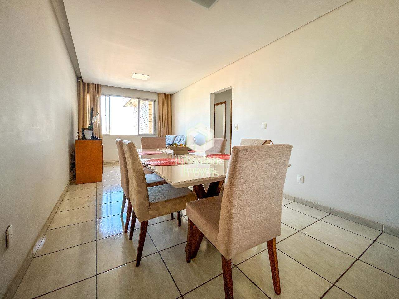 Apartamento à venda, 3 quartos no Carlos Prates.: 
